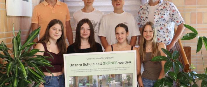 Weihrauch Sport unterstützt Schulprojekt zur Begrünung der Ignaz-Reder-Realschule Mellrichstadt